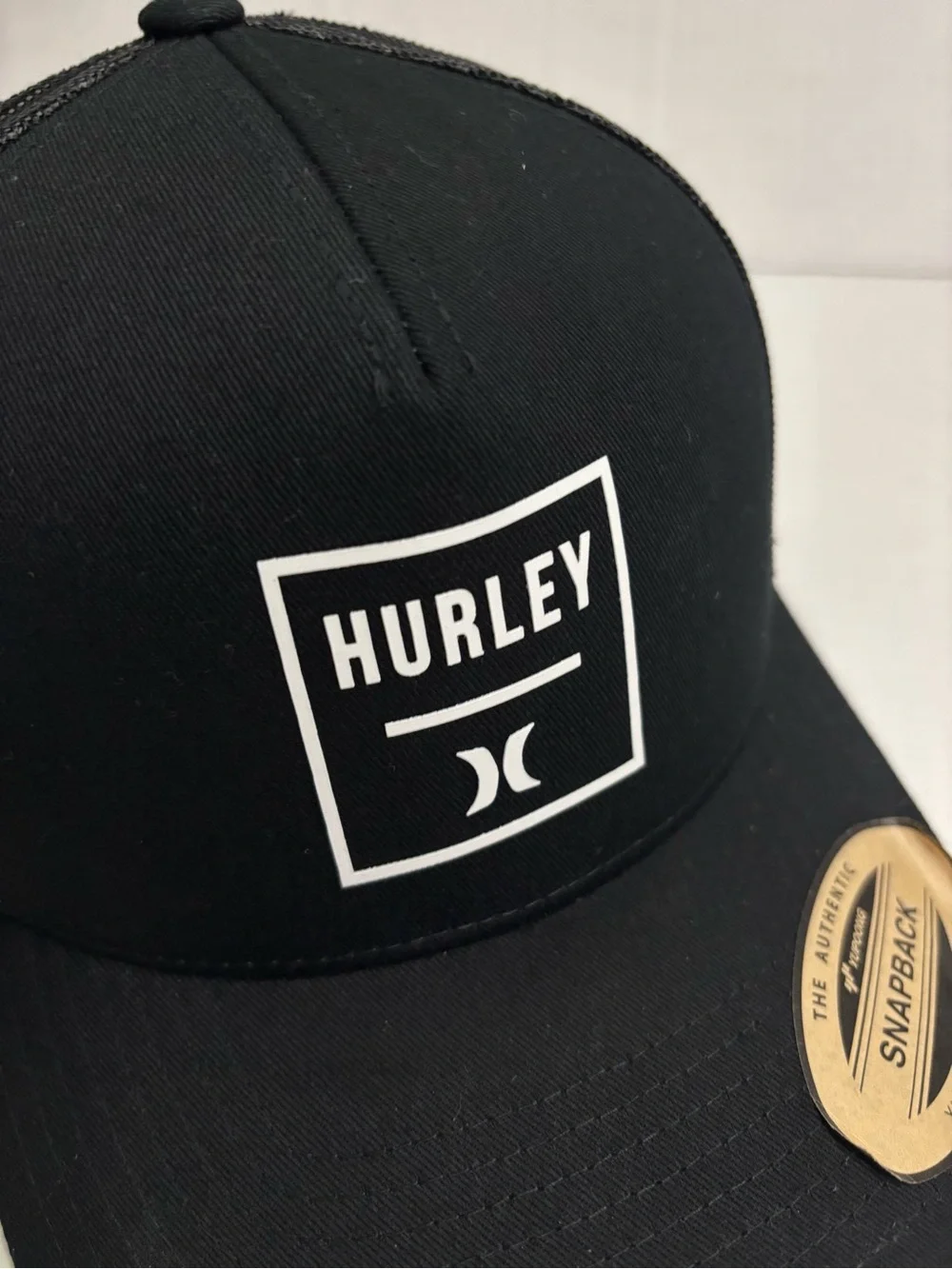 New! Hurley men’s square trucker hat black one size - Picture 2 of 8